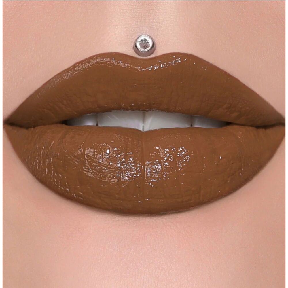 Jeffree Star Cosmetics  SUPREME GLOSS  Shade: Top Shelf RT20